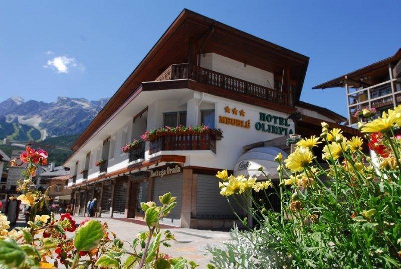 Hotel Olimpia Cortina dʼAmpezzo Exterior foto