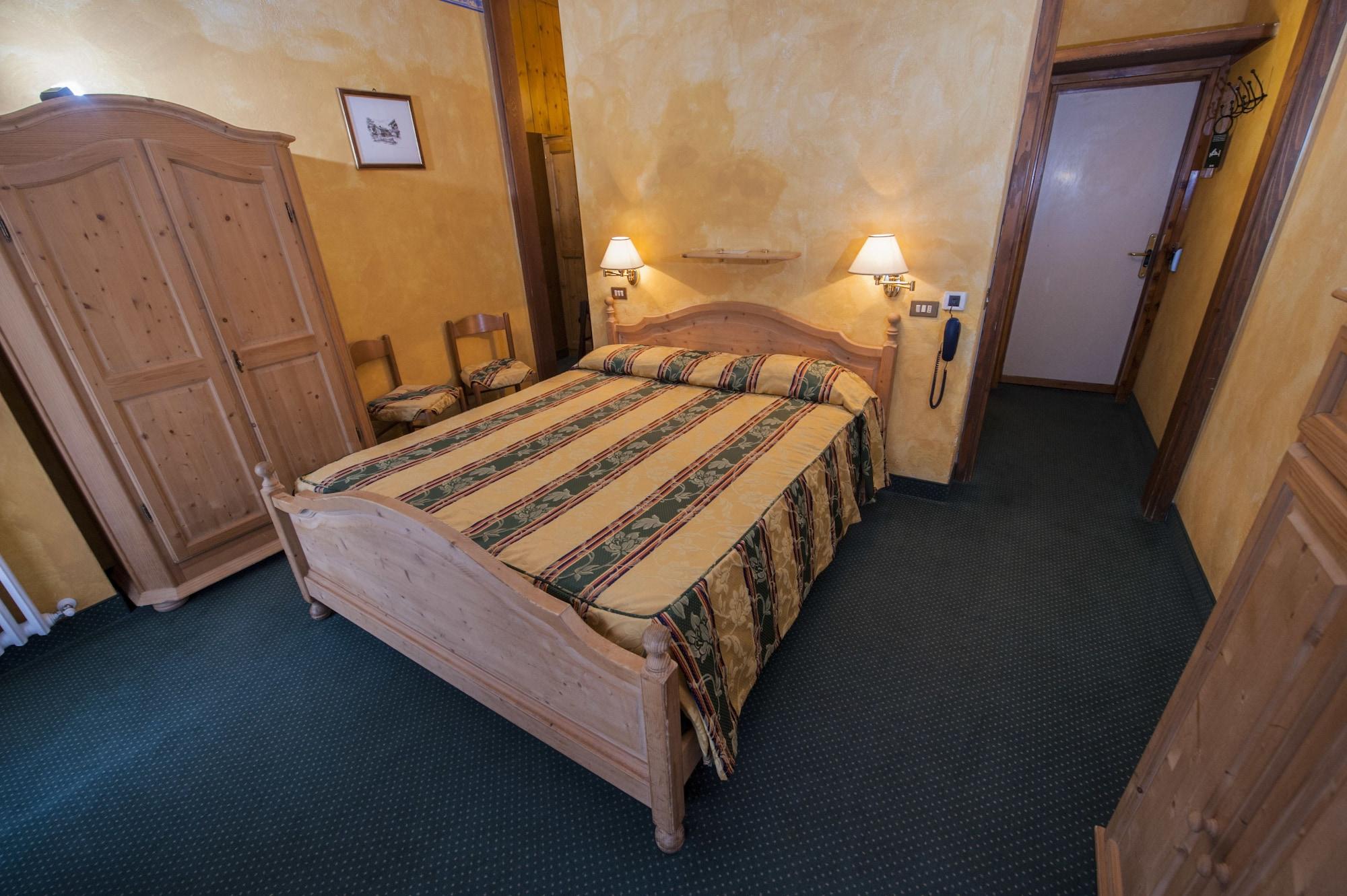 Hotel Olimpia Cortina dʼAmpezzo Exterior foto